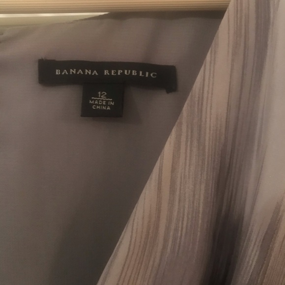 Banana Republic silk dress - Picture 9 of 9